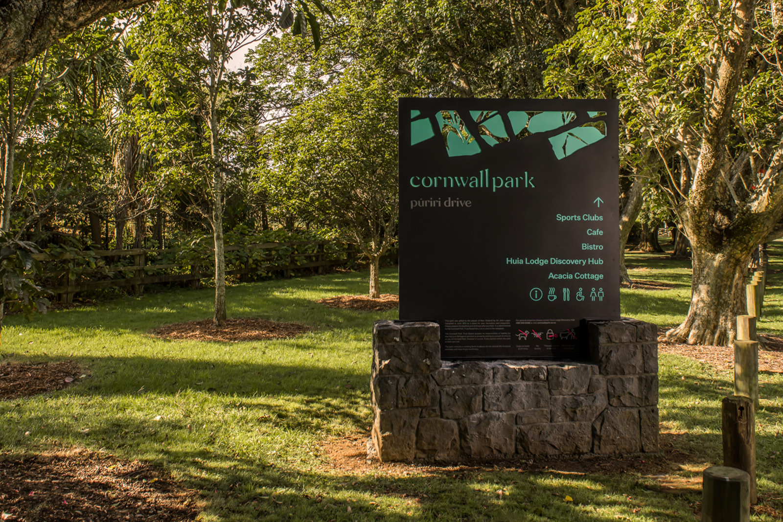 Wayfinding signage at the entrance to Cornwall Park